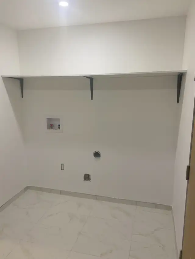 Luxueux 3 ½ Neuf à Louer – Anjou – Avec Stationnement Privé in Long Term Rentals in City of Montréal - Image 10