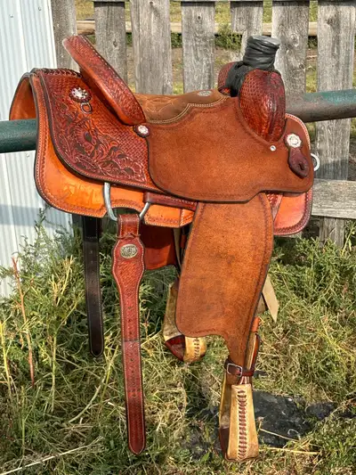 double j roping saddle , View more