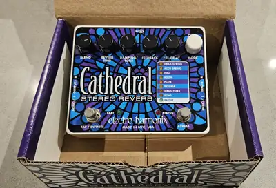 Electro Harmonix (EHX) Cathedral reverb pedal, View more