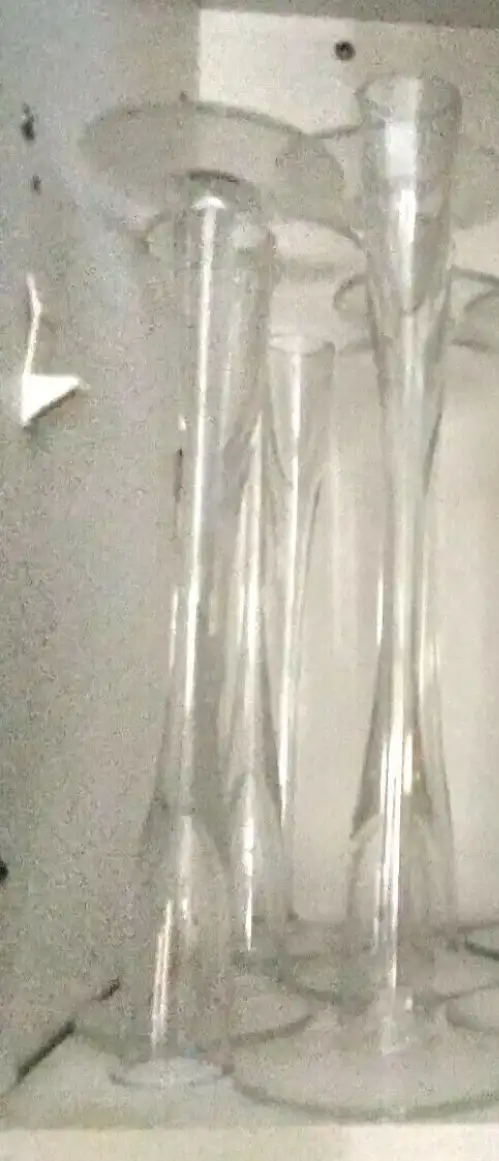 Luxe Flute in Multi-item in City of Toronto - Image 3