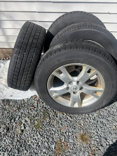 Tires and alloy rims Off a 2022 rav4 Very good condition 750 obo