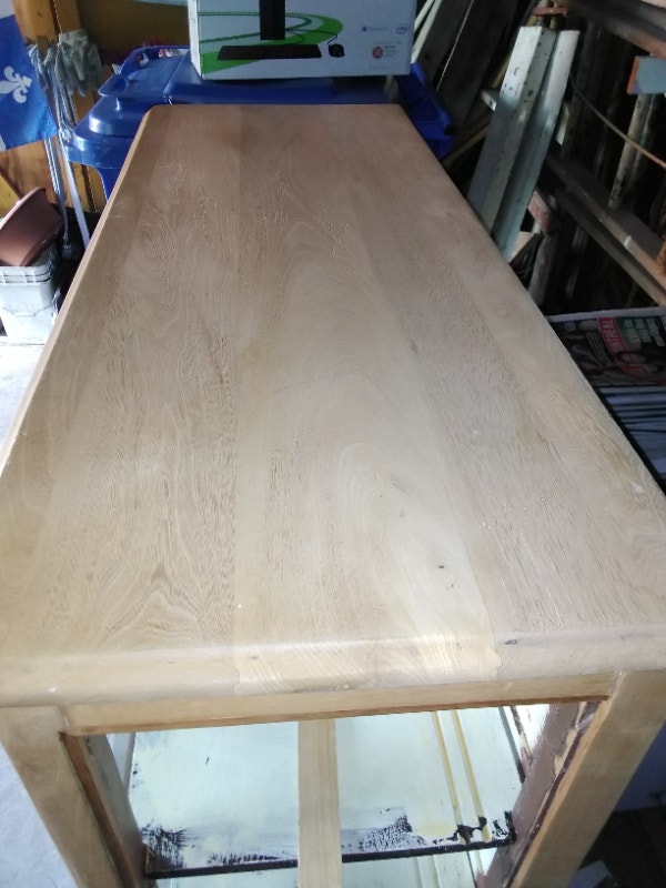 ANTIQUE ARMOIRE VAISSELIER EN BOIS. FAÇADE ET CÔTÉS VITRÉS Buffets et vaisseliers Saint