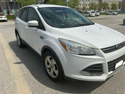 Clean Maintained Ford Escape 2015