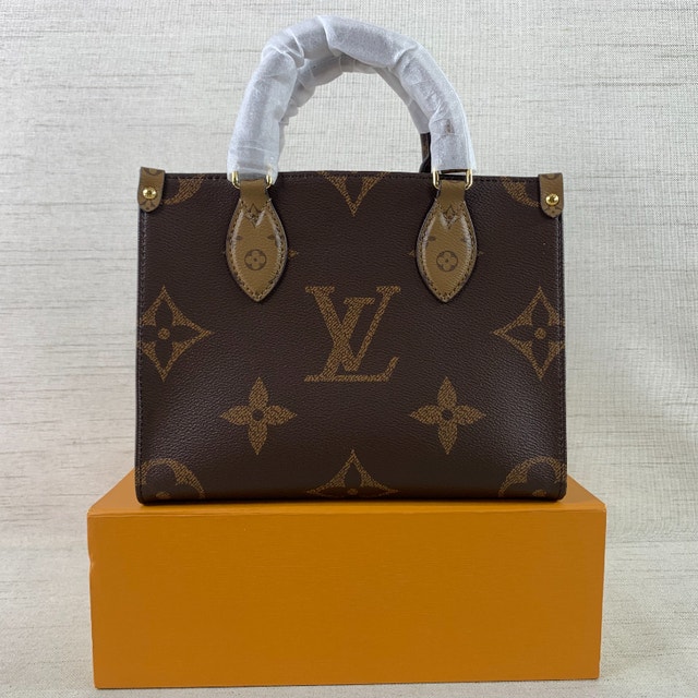Louis Vuitton Onthego bag Women's Bags & Wallets City of Toronto