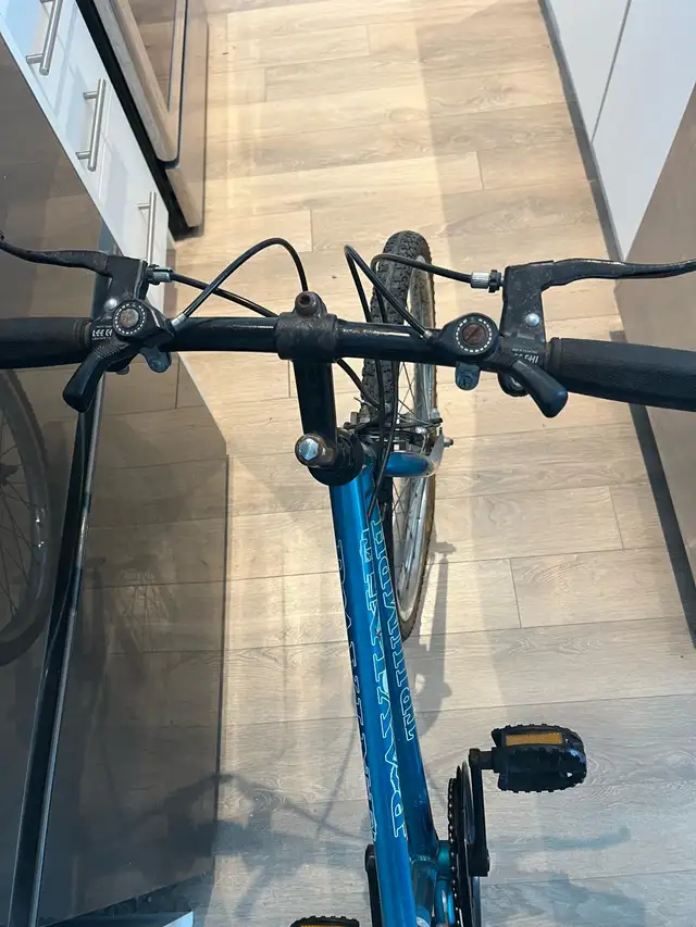 Women’s Bike in Road in Barrie - Image 5