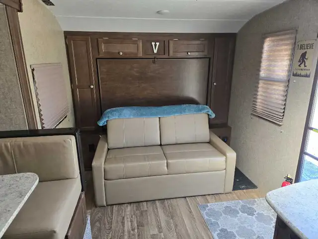 2016 Venture RV  Sonic 22BH. SOLD PENDING in Travel Trailers & Campers in Calgary - Image 5