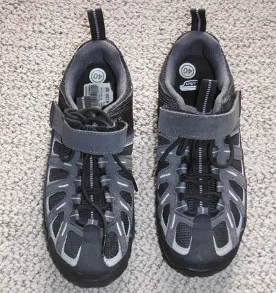 Specialized mtb shoes w/ SPD cleats -sz.40, View more