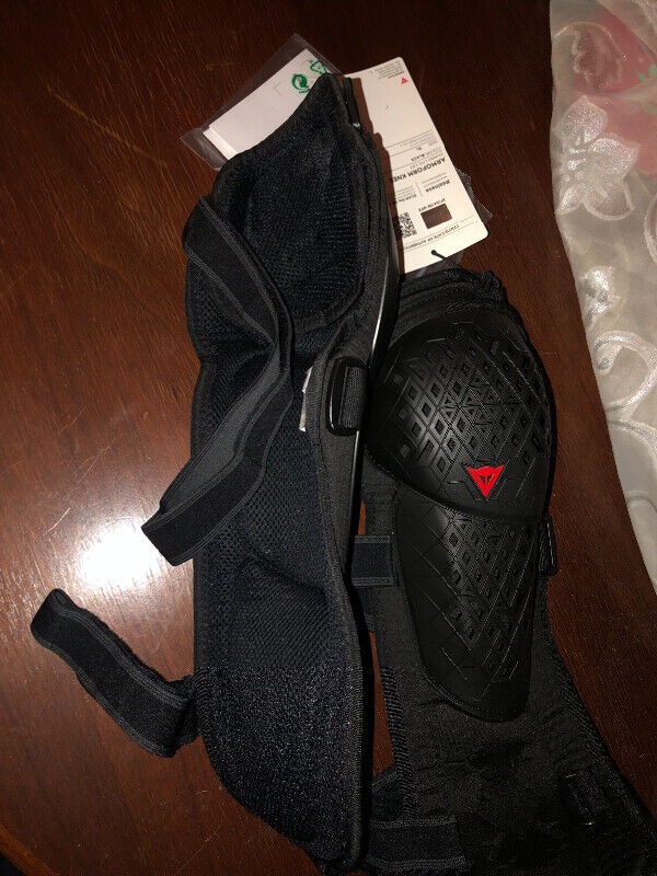 Dainese Armoform Lite EXT Knee Protectors XL Snowmobiles Parts