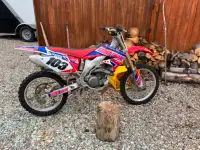 2004 CRF450R, immaculate condition.
