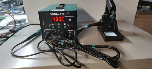 YIHUA 948 I Vacuum Suction Desoldering /soldering 2in1 Station in General Electronics in Mississauga / Peel Region