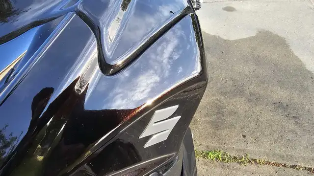 2010 Suzuki GSXR750 in Sport Bikes in Strathcona County - Image 6