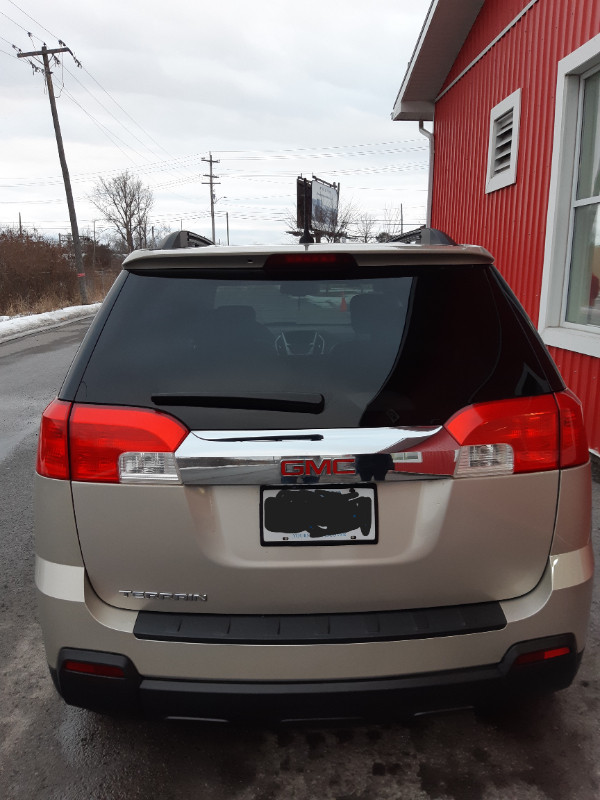 2013 GMC Terrain SLT 161,000 km in Cars & Trucks in Ottawa - Image 2