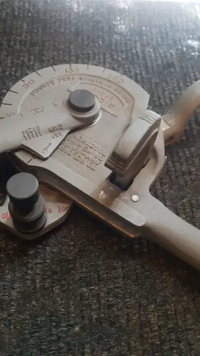 Ridgid 358 tube bender 5/8 in like new condition, View more