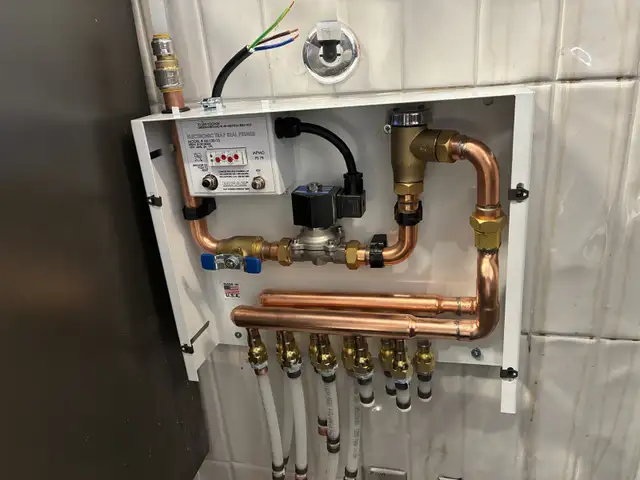 Licensed Plumber/Insured64628635913091122