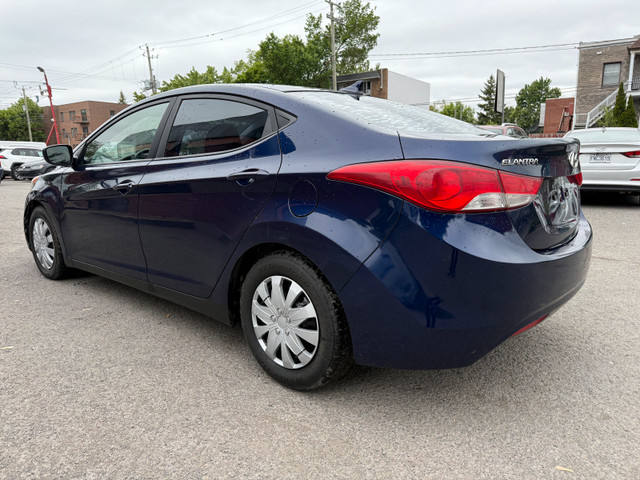 2013 Hyundai Elantra  dans Autos et camions  à Ville de Montréal - Image 2