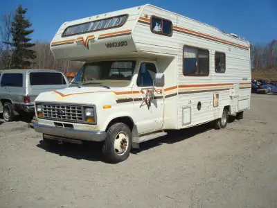 1984 Ford 350 Motorhome , NOT running , engine seized , selling as is , 460-auto , awning