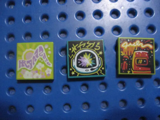Lego Vidiyo Beatbits 2x2 Printed Tile Lot Record Album Cover DJ in Toys & Games in City of Toronto - Image 2