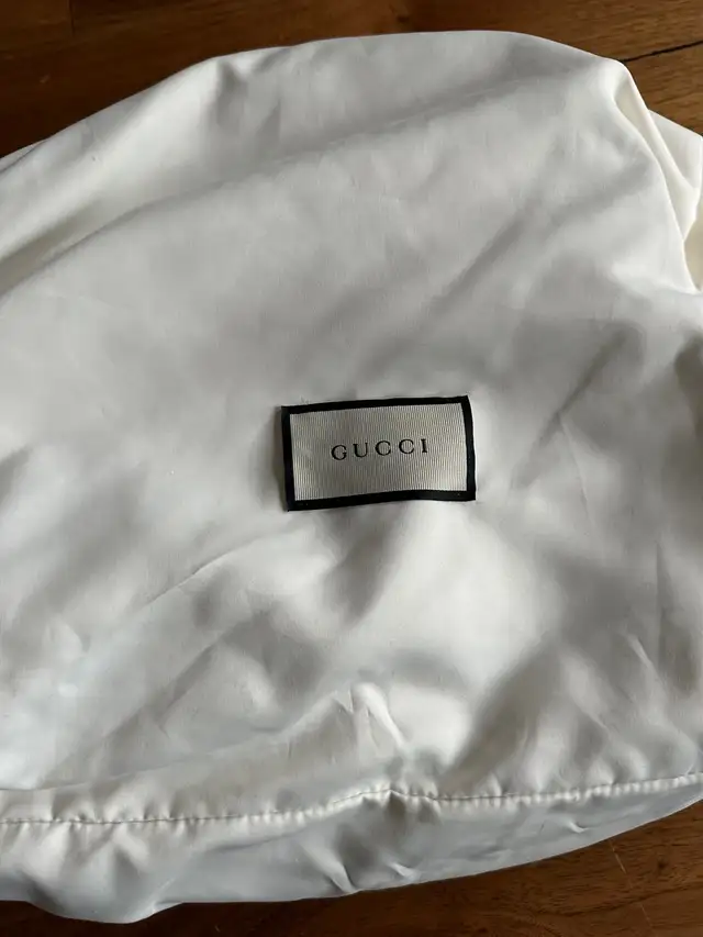Gucci Dionysus suede medium bag in Women's - Bags & Wallets in City of Toronto - Image 6