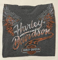 Women’s M Harley Davidson V-neck long sleeved T-shirt
