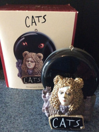 Carlton Cards "CATS" 1981 musical ornament
