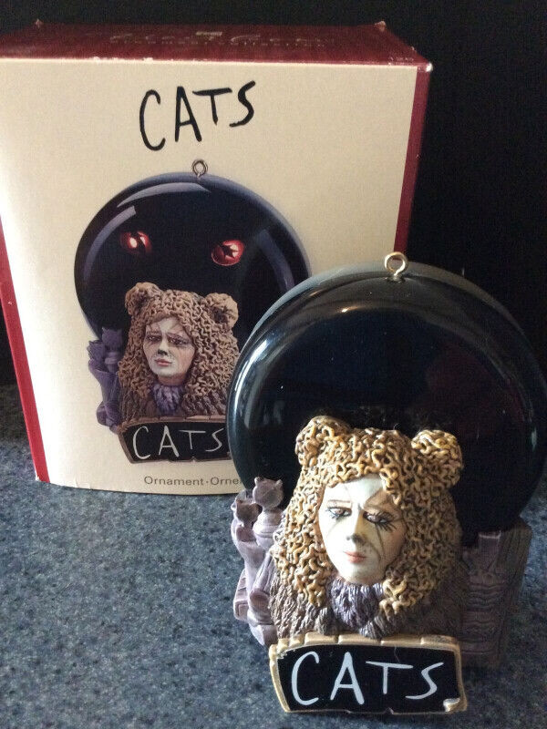 Carlton Cards "CATS" 1981 musical ornament in Arts & Collectibles in Dartmouth