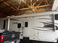 2010 Keystone Laredo 321 bh