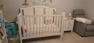 Pottery Barn 3-in-1 Crib (incl. Toddler bed kit an, View more