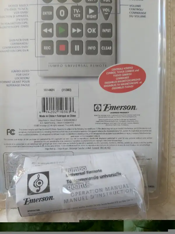 Brand New in Package! Emerson Jumbo Universal Remote in Video & TV Accessories in Saint John - Image 11