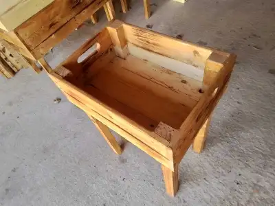 Jardinière pour jardins ou pour fleurs , View more