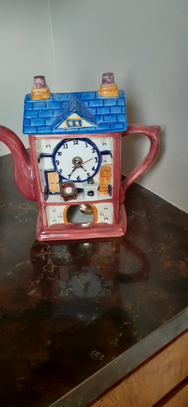 China tea pot clock  great gift for mothers day