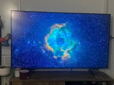 Samsung Smart TV 55”, View more