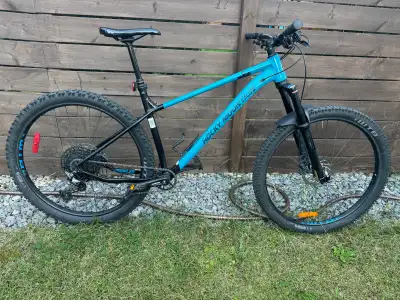 2020 blue/black color, XL size. Excellent condition, new drive train. New Sram Cassette, new sram ch...