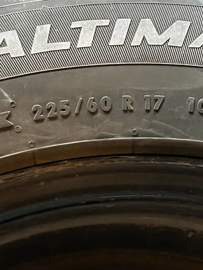 I'm selling a set of four used General Altimax Arctic 12 winter tires with a tire size of 225/60R17,...