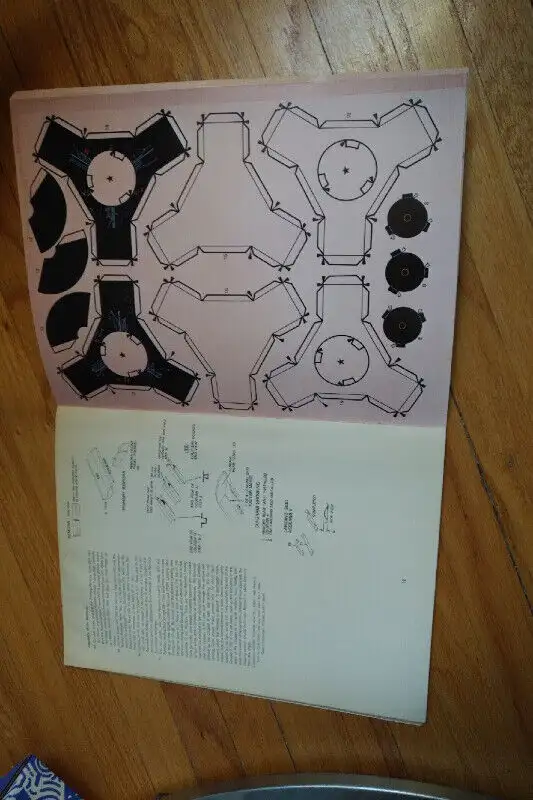 Build it Yourself Series Space Freighter Book in Toys & Games in Winnipeg - Image 3