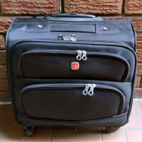 Rolling BRIEFCASE Trolley SWISS GEAR Black Carry On Travel Bag