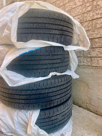 Used tire for sale set of 4 Good Year Eagle sport