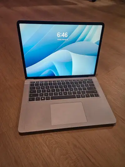 Microsoft Surface Laptop Studio 14” (i5-11300H/512GB SSD/16GB), View more
