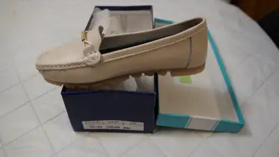 LADIES LEETAKER SHOES, View more