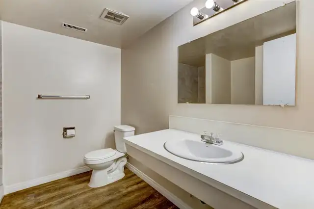 Bright & Spacious Legal 3-Bedroom Basement Suite Best Location in Long Term Rentals in Calgary - Image 4