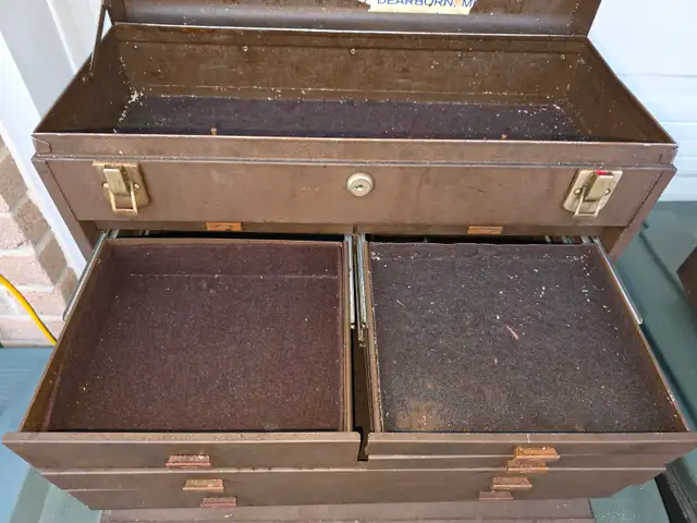 Kennedy 7 Drawers 2 Bay Machinist Tool Chest No Keys It Has Lock in Tool Storage & Benches in Windsor Region - Image 7