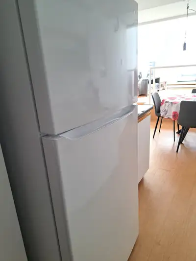 Réfrigérateur/Frigo LG acheté en juin 2022, View more