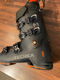 Ski boot Tecnica Mach 1 120 MV 28.5 2022 brand new