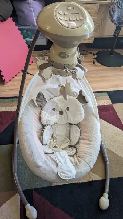 Baby swings - in good condition Have settings for different music options $60