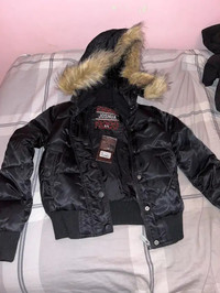 Joshua perets coat for kids/manteau enfants noir