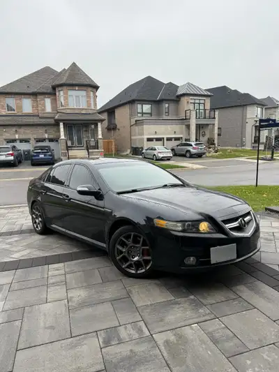 The car is well and drives good with no problems. 2007 Acura TL Type S Price is negotiable SERIOUS I...