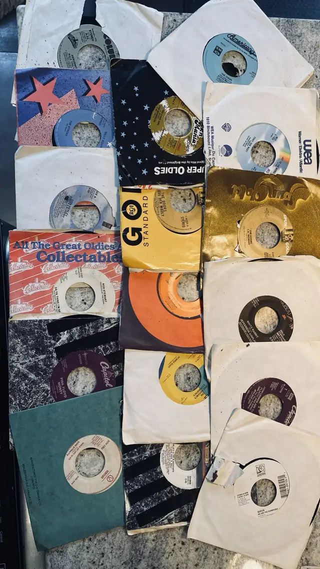 45s records 64396544531202121