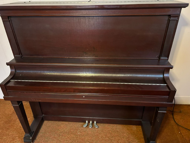 Heintzman Upright Mahogany, Genuine Keys, Piano in Pianos & Keyboards in Oakville / Halton Region - Image 2