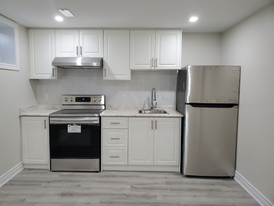 Legal 1-Bed Basement Unit in Milton (2 Parking Spaces) 2
