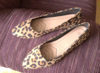 Brand New - Ladies Size 11 Animal Print Flat Shoes