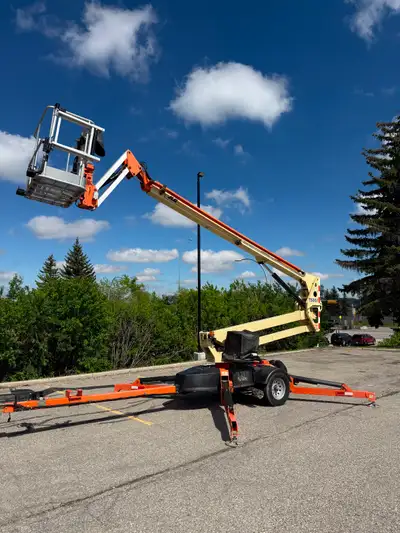 JLG T500J Towable Boom Lift - 50 FOOT - Generator, View more